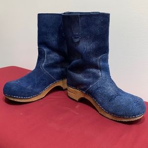 Sanita Blue Suede Clog Boot 38